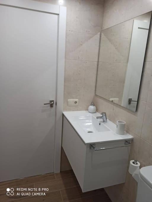 Acogedor Y Precioso Apartamento + Parking Privado سان سيباستيان المظهر الخارجي الصورة